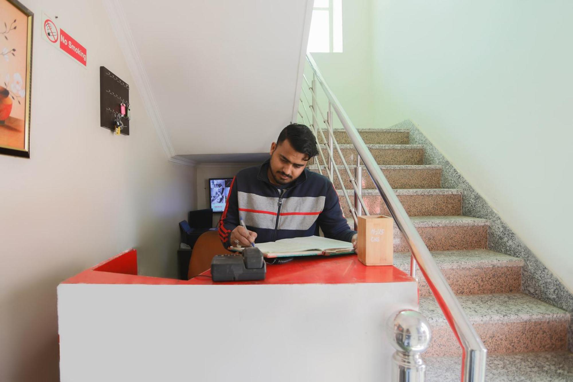 Hotel O Akki Residency Indirapuram Esterno foto